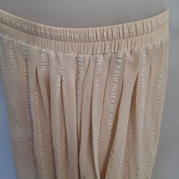Forever 21 Womens Midi Skirt Beige Flowy Small - Picture 5 of 15